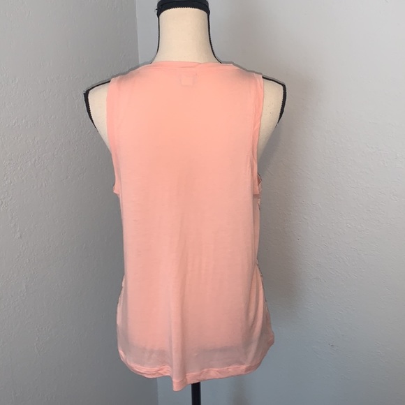 J. Crew Pink Floral Embroidered Sleeveless Blouse size Medium - Picture 3 of 7